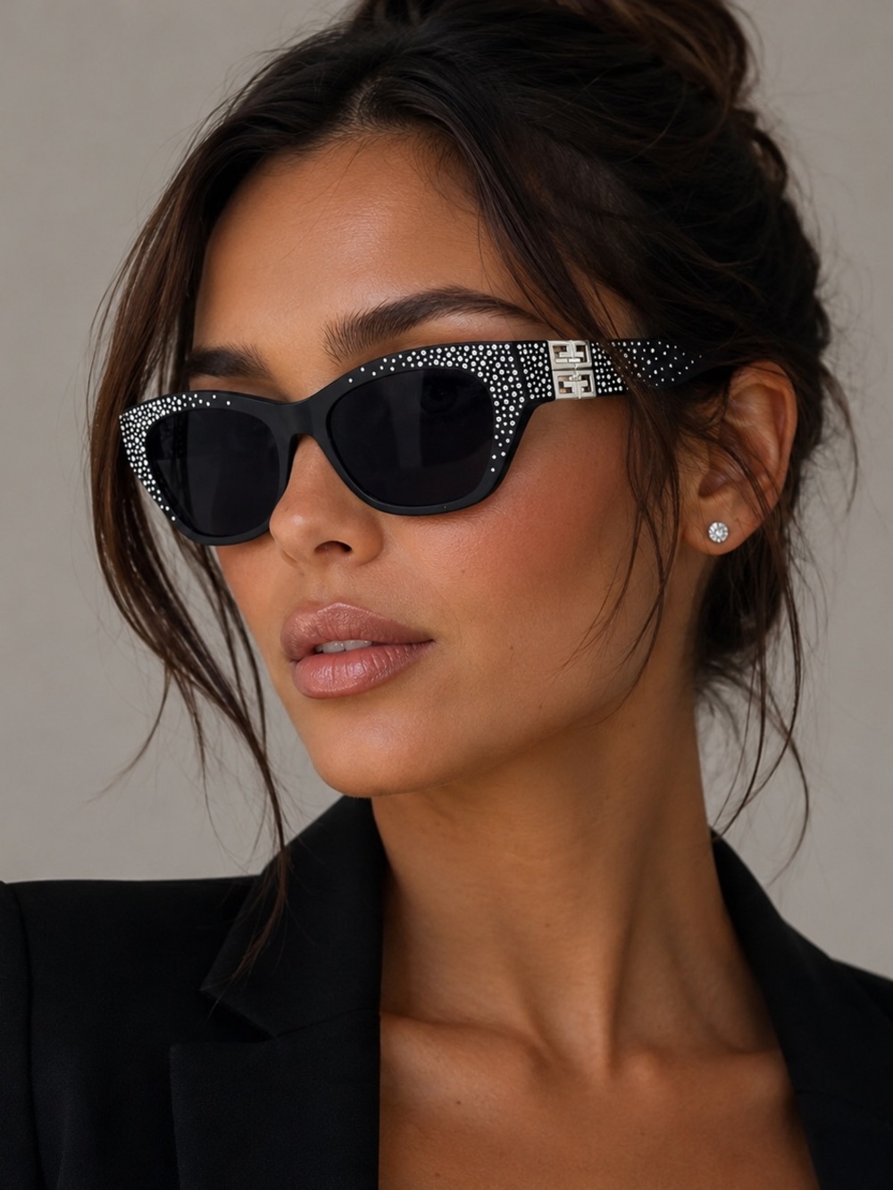 New Givenchy GV4019IS 01A Black Crystal-Embellished Cat Eye Sunglasses Authentic